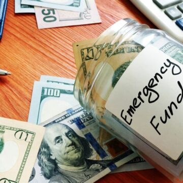 Glass jar with the words emergency fund